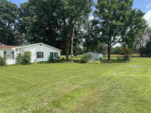 view of grassy yard