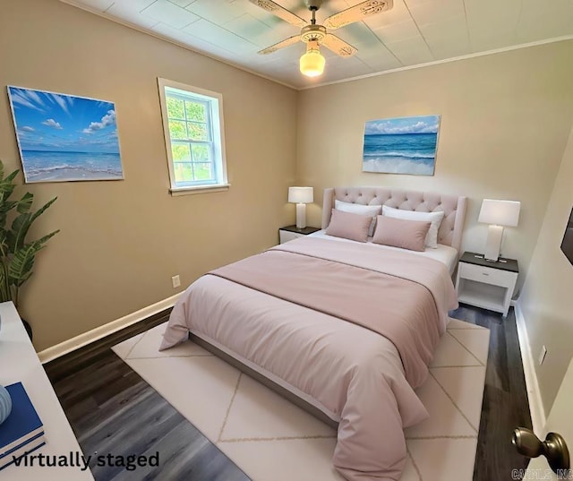 131 N Pine St, Salem, AR 72576 - bedroom featuring wood finished floors, ornamental molding, and ceiling fan