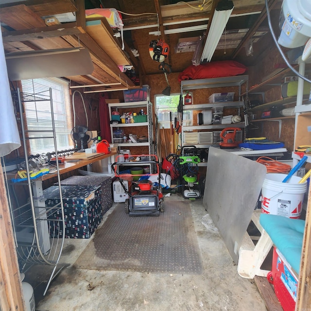 1407 W Front St, Heber Springs, AR 72543 - view of storage