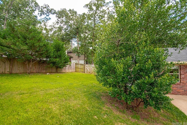 4 Coachlight Cir, Little Rock, AR 72227 - view of fenced backyard