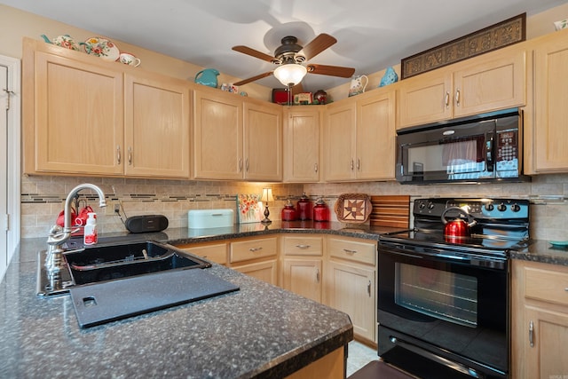 173-B Pebble Beach Pl, Hot Springs, AR 71913 - kitchen with black appliances, light brown cabinetry, backsplash, a ceiling fan, and dark stone countertops