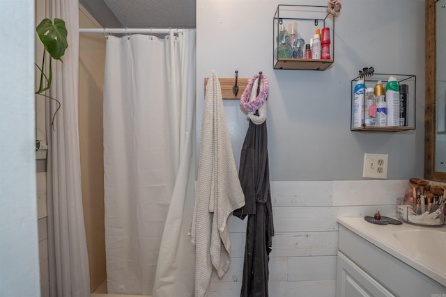 103 N Greer Dr, Searcy, AR 72143 - full bath with vanity and a shower with shower curtain