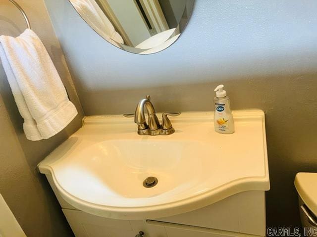4 Brookway Ln, North Little Rock, AR 72120 - bathroom with vanity