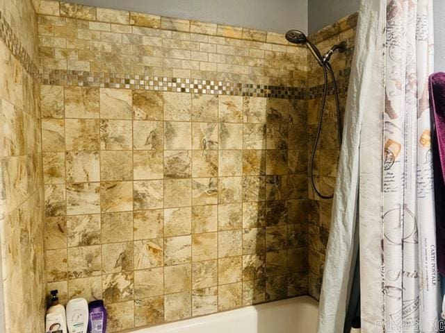 4 Brookway Ln, North Little Rock, AR 72120 - bathroom featuring shower / tub combo