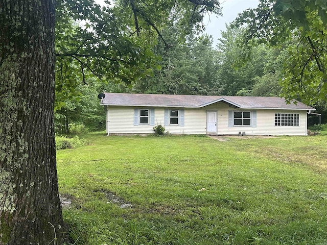109 Randallwood Dr, Hot Springs Village, AR 71909 - ranch-style house with a front lawn
