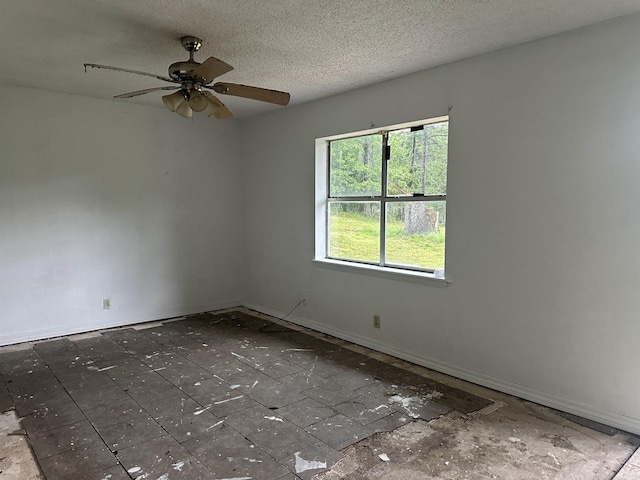 109 Randallwood Dr, Hot Springs Village, AR 71909 - unfurnished room with ceiling fan and a textured ceiling