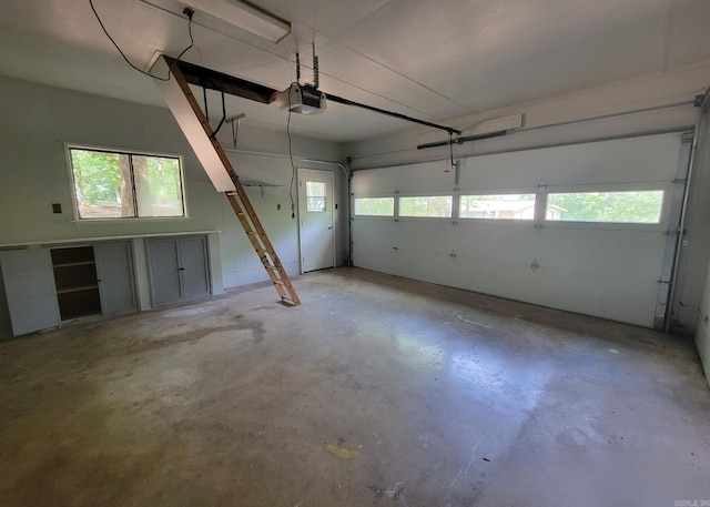 1 Sierra Ln, Hot Springs Village, AR 71909 - garage featuring a garage door opener