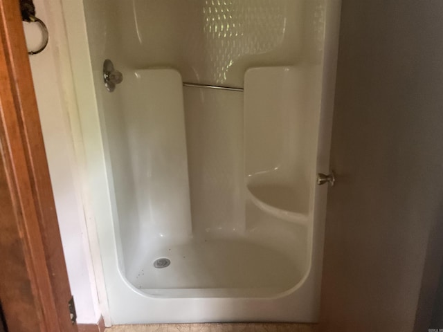 39 Holley Rd, Edgemont, AR 72044 - full bathroom with a shower