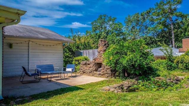 7300 Amherst Dr, Little Rock, AR 72205 - view of yard featuring a patio