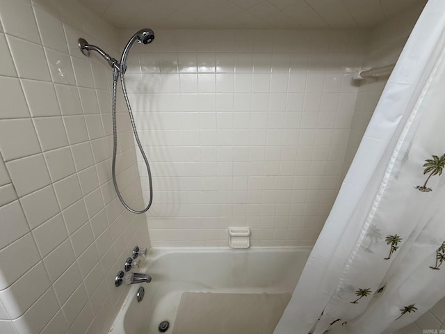 209 Crouch St, Benton, AR 72015 - full bathroom featuring shower / bath combo