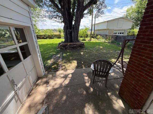 209 Crouch St, Benton, AR 72015 - view of patio / terrace