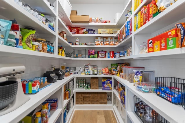 7509 S Shoreline, Benton, AR 72019 - view of pantry