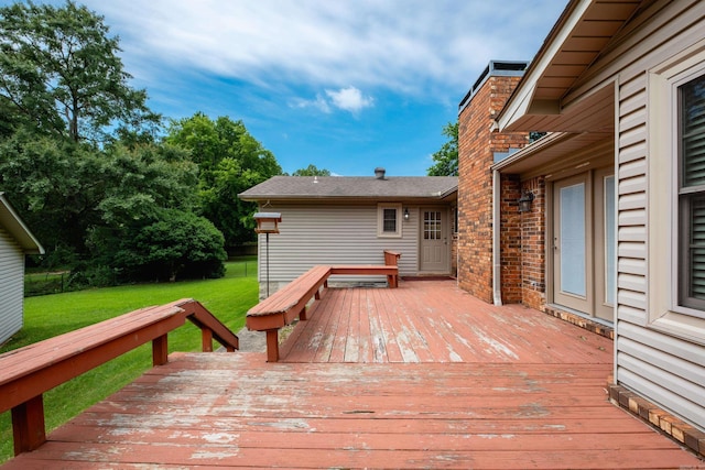 304 Dogwood Dr, Benton, AR 72019 - wooden terrace with a lawn