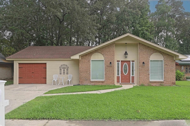 6905 White Oak Cv, White Hall, AR 71602 - single story home featuring an attached garage, a front lawn, driveway, and brick siding