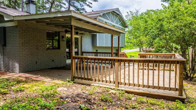 4901 Westwood Ave, Little Rock, AR 72204 - wooden terrace with ceiling fan