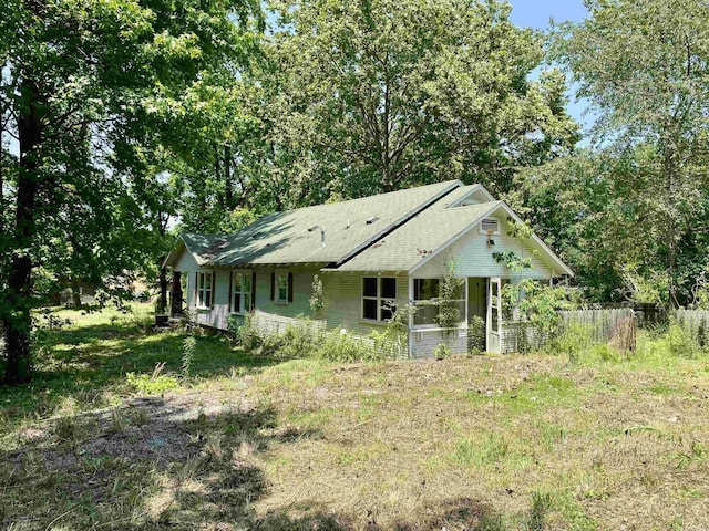 2767 E Main St, Lamar, AR 72846 - view of front of house featuring a porch