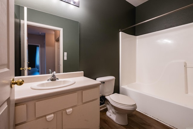 800 N St Unit 48, Little Rock, AR 72201 - bathroom with vanity, wood finished floors, and tub / shower combination
