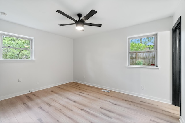 1112 N Hughes St, Little Rock, AR 72007 - spare room with light wood-style floors, a ceiling fan, and a smoke detector