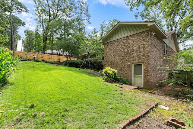 2608 Grist Mill Rd, Little Rock, AR 72227 - view of yard