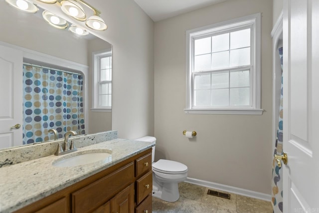 1226 Grayson Cir, Malvern, AR 72104 - full bathroom with vanity, plenty of natural light, and a shower with curtain