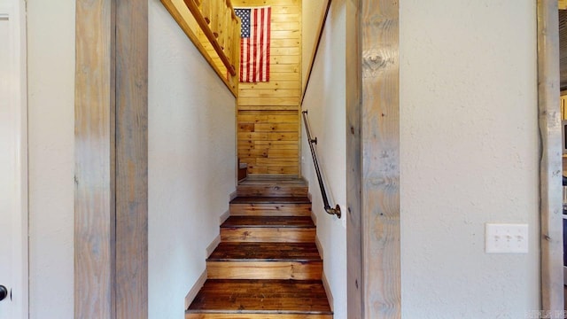25 Jared Cir, Heber Springs, AR 72543 - view of stairs