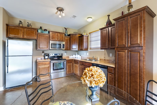 2355 Wilmington, Conway, AR 72034 - kitchen with stainless steel appliances and light countertops