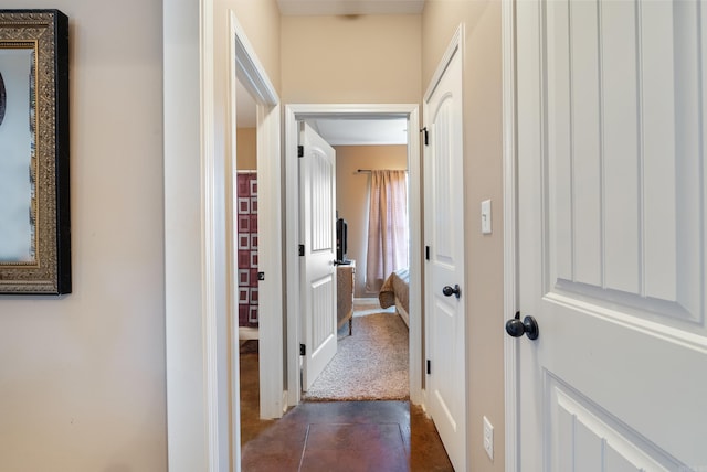 2355 Wilmington, Conway, AR 72034 - hall with baseboards