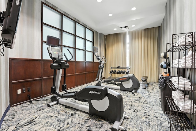 521 President Clinton Ave Unit 1101, Little Rock, AR 72201 - workout area with recessed lighting and wallpapered walls