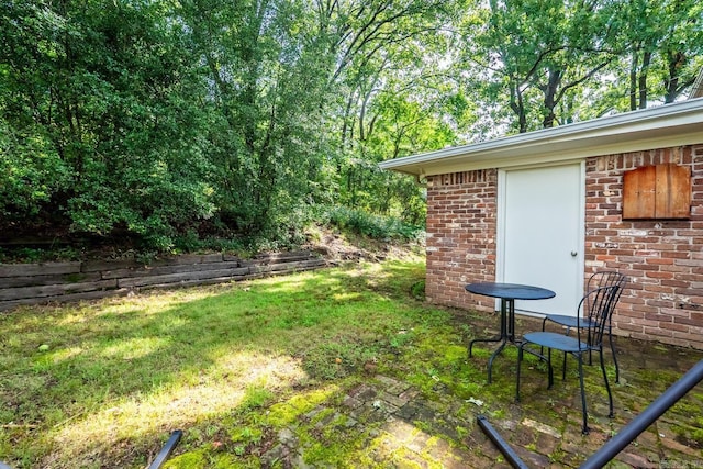 7002 Amherst Dr, Little Rock, AR 72205 - view of green lawn