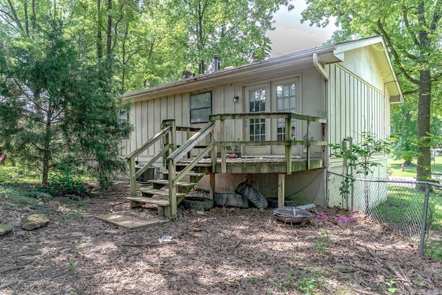 1304 Dupwe Dr, Jonesboro, AR 72401 - back of property with a deck