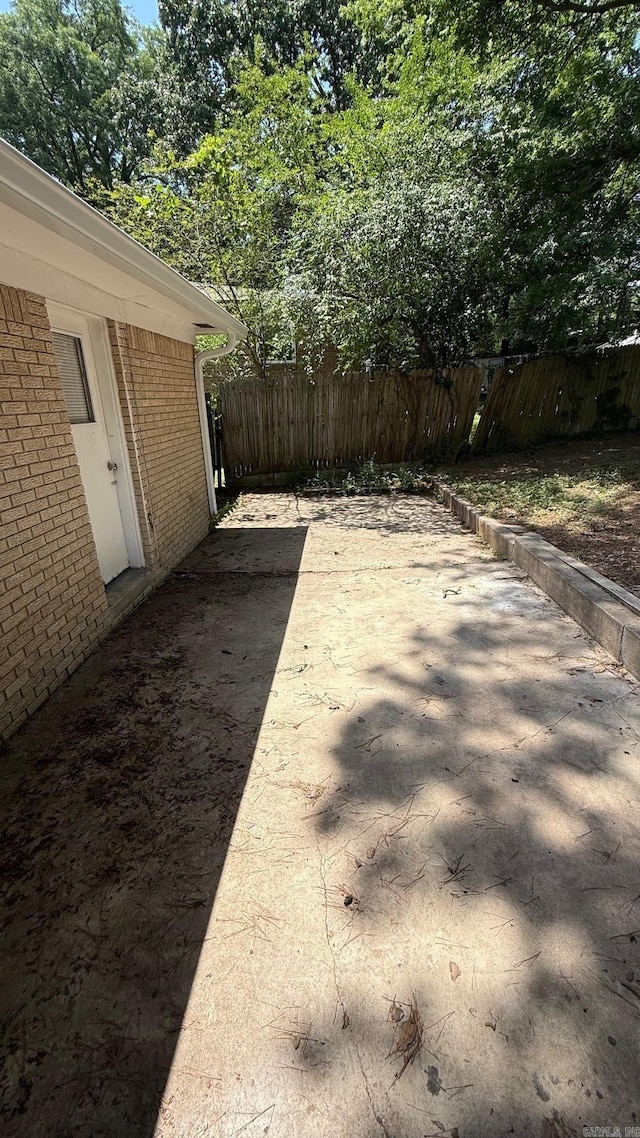 3003 Vancouver Dr, Little Rock, AR 72204 - view of yard with a patio