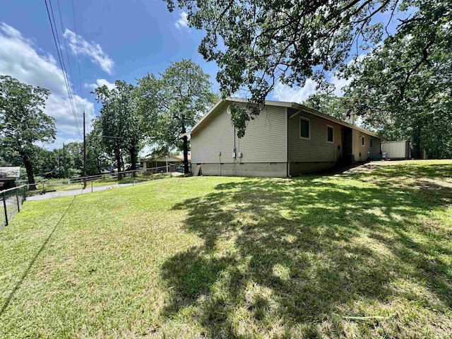 701 Emerald Gardens Dr, North Little Rock, AR 72118 - view of yard
