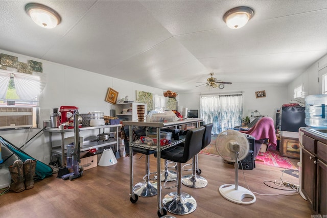 654 Red Hill Rd, Searcy, AR 72143