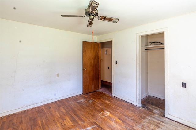 2403 High St, Jonesboro, AR 72401 - unfurnished bedroom with wood finished floors, a closet, and a ceiling fan