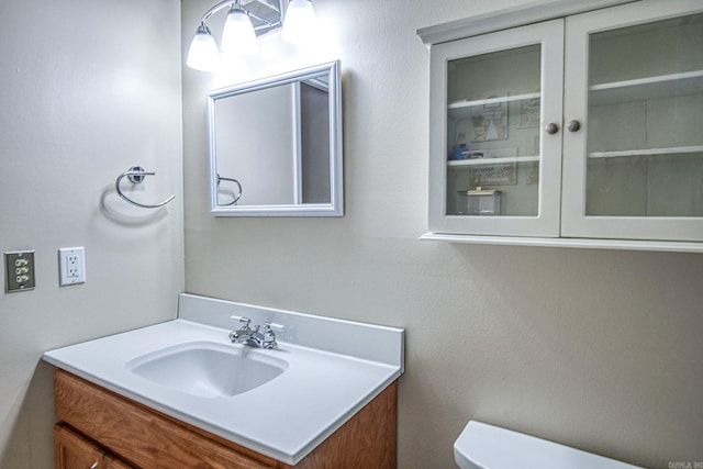 1 Halcon Pl, Hot Springs Village, AR 71909 - half bathroom featuring toilet and vanity