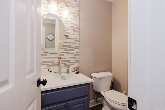 15 Rocky Crest Ct, Little Rock, AR 72211 - bathroom featuring tasteful backsplash and vanity