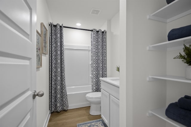 6804 Cypress Trl, North Little Rock, AR 72113 - full bath featuring shower / bath combination with curtain, wood finished floors, and vanity