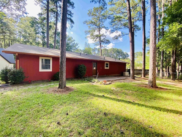 779 Brenda St, Camden, AR 71701 - back of property featuring a patio
