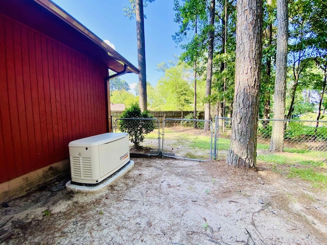 779 Brenda St, Camden, AR 71701 - view of yard with a gate