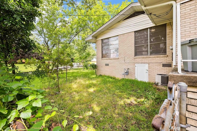 100 E Scenic Dr, North Little Rock, AR 72118 - view of side of home featuring brick siding