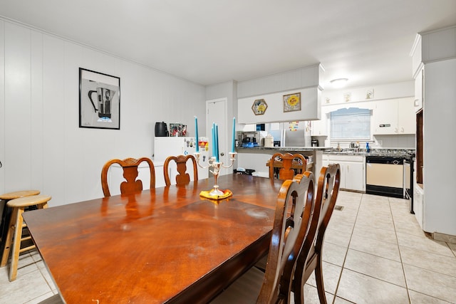 100 E Scenic Dr, North Little Rock, AR 72118 - dining space with light tile patterned floors