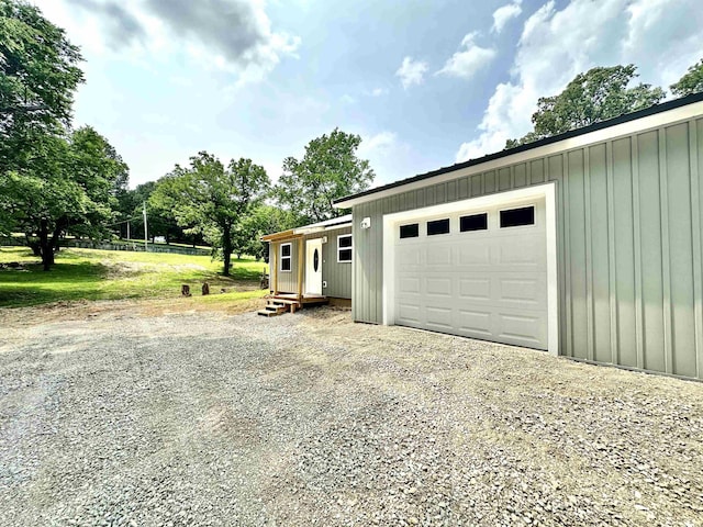 377 N 3rd St Unit B, Black Rock, AR 72415 - garage featuring driveway