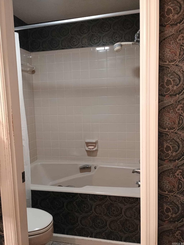 4 Jullian Cir, Dumas, AR 71639 - full bathroom with tub / shower combination