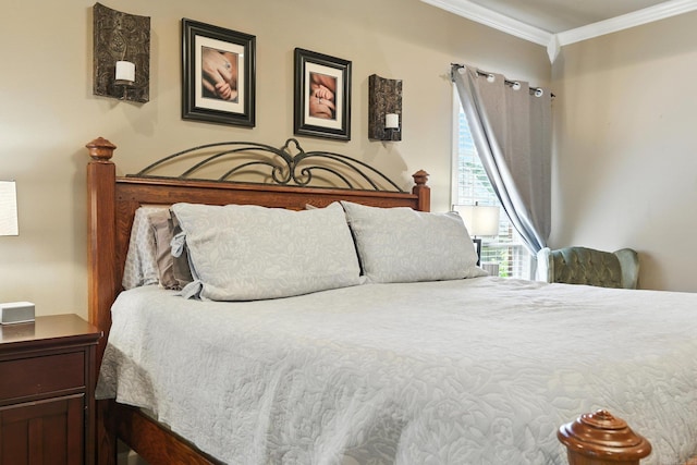 28 Chemin Ct, Little Rock, AR 72223 - bedroom featuring crown molding