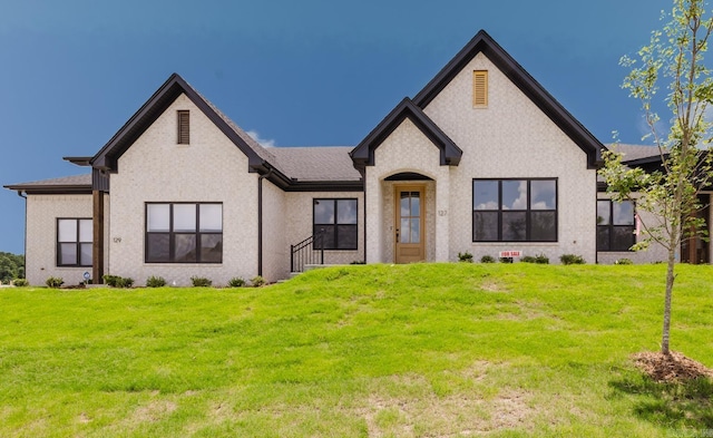 127 Edgewood Cir, Little Rock, AR 72223 - view of front of house featuring a front lawn