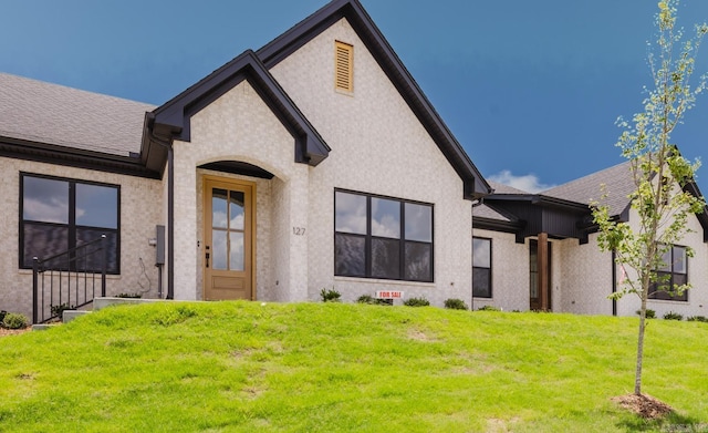 127 Edgewood Cir, Little Rock, AR 72223 - view of front of property with a front yard