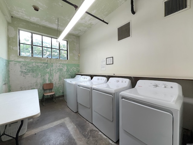 423 E 3rd St Unit 216, Little Rock, AR 72201 - washroom with independent washer and dryer