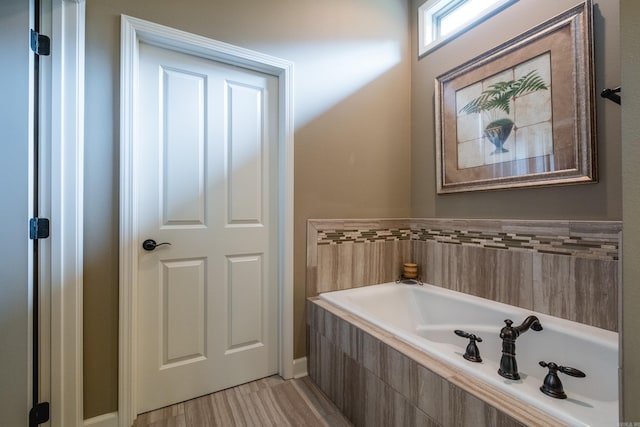8 Flint Creek Ct, Little Rock, AR 72223 - full bathroom featuring a bath