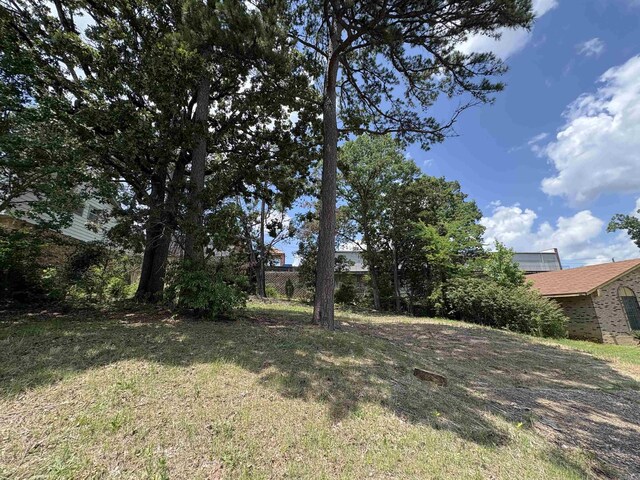 312 Alamo Dr, Little Rock, AR 72211