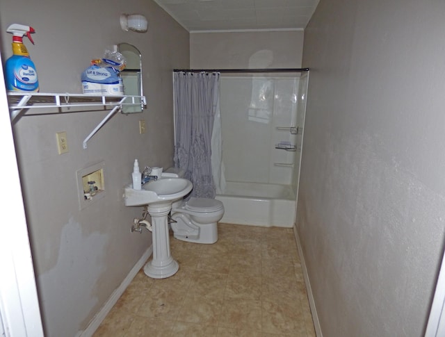 110 E First St, Hardy, AR 72542 - bathroom with shower / tub combo and toilet